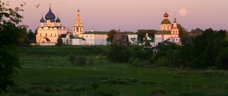 Suzdal Kremlin and Ilyinskaya Church from the Ilyinsky Meadow