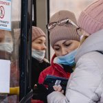 On Monday, November 22, passenger carriers of the Republic of Tatarstan, by decision of the government of Tatarstan, stopped allowing unvaccinated residents into their cabins. Things came to a scuffle; because of the scandals, buses, trams and trolleybuses in Kazan stood empty for 18 hours and 39 minutes 